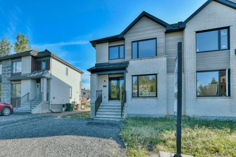 189 Rue Claude-Dumoulin